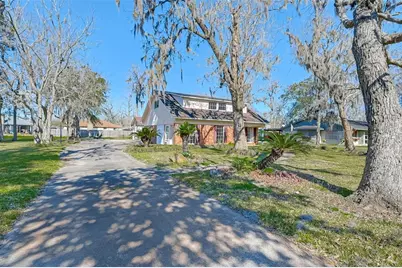 444 Southern Oaks Drive, Lake Jackson, TX 77566 - Photo 1