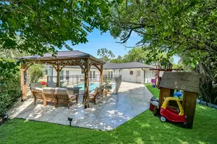 2503 Stoney Brook Dr, Houston, TX 77063 - Photo 22