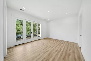 1613 Luzon St, Houston, TX 77009 - Photo 14