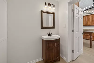116 S Avenue D, Shiner, TX 77984 - Photo 20