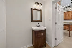 116 S Ave D, Shiner, TX 77984 - Photo 20