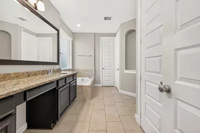 17918 Kelsey Hills Lane, Tomball, TX 77377 - Photo 24