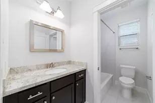 902 W 20th St, Houston, TX 77008 - Photo 12