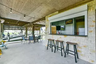 21923 Frio Dr, Galveston, TX 77554 - Photo 14