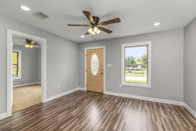 5210 Pickfair Street, Houston, TX 77026 - Photo 6