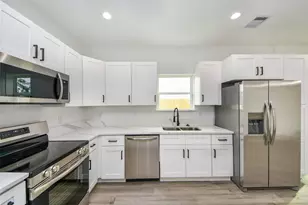 7311 Wileyvale St, Houston, TX 77016 - Photo 4