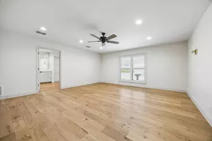 211 Rolling Hill Dr, La Grange, TX 78945 - Photo 10