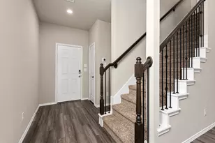 9278 Inland Leather Ln, Conroe, TX 77385 - Photo 6