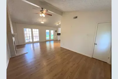 227 Cherry Valley Drive, Houston, TX 77336 - Photo 6