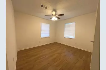 227 Cherry Valley Drive, Houston, TX 77336 - Photo 10