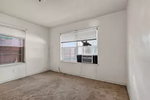 1007 W 30th St, Houston, TX 77018 - Photo 20