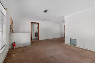 1007 W 30th St, Houston, TX 77018 - Photo 10