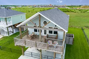 2285 E Lobster St, Crystal Beach, TX 77650 - Photo 10