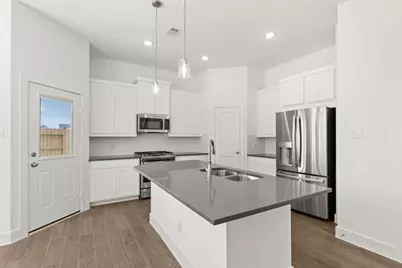 407 Park Hill Court, Stafford, TX 77477 - Photo 6