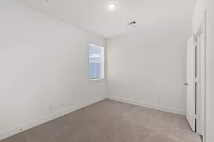 407 Pk Hl Ct, Stafford, TX 77477 - Photo 14