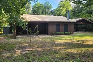 16 Connor Ln, Huntsville, TX 77320 - Photo 1