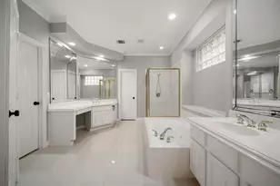 4418 Pine Blossom Trail, Houston, TX 77059 - Photo 20