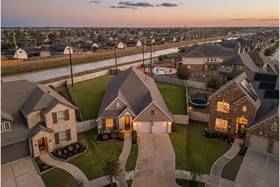 4301 Mesquite Terrace Drive, Manvel, TX 77578 - Photo 2