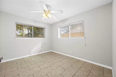 539 Edgebrook Drive, Houston, TX 77034 - Photo 12