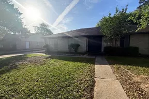 2442 Spring Dusk Ln, Spring, TX 77373 - Photo 2