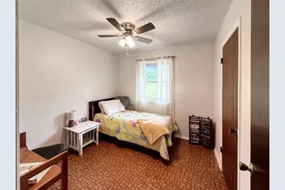 821 S Mill Street, Flatonia, TX 78941 - Photo 6