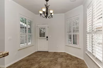 67 N Old Cedar Circle, The Woodlands, TX 77382 - Photo 12