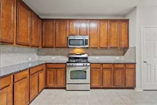 621 Rocky Hollow Ln, League City, TX 77573 - Photo 14