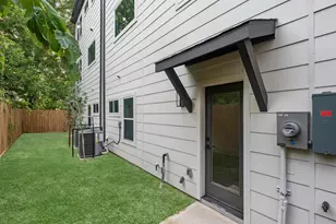 4804 Elysian St, Houston, TX 77009 - Photo 20