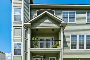 1109 W 15th 1/2 St, Houston, TX 77008 - Photo 2