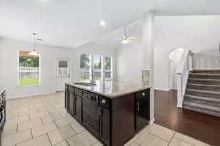 219 Myrtle Dr Dr, Baytown, TX 77520 - Photo 16