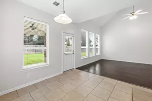 219 Myrtle Dr Dr, Baytown, TX 77520 - Photo 20