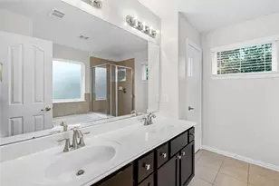 219 Myrtle Dr, Baytown, TX 77520 - Photo 42