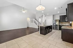 219 Myrtle Dr, Baytown, TX 77520 - Photo 20