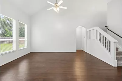 219 Myrtle Drive, Baytown, TX 77520 - Photo 22