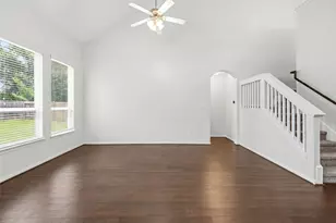 219 Myrtle Dr, Baytown, TX 77520 - Photo 22