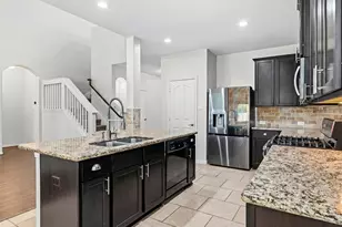 219 Myrtle Dr Dr, Baytown, TX 77520 - Photo 22