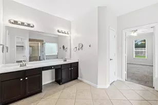 219 Myrtle Dr, Baytown, TX 77520 - Photo 32