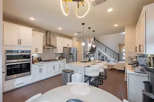 3416 Ovids Orchard Dr, Houston, TX 77025 - Photo 2