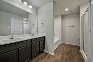 5423 Briarstone Ridge Ln, Spring, TX 77389 - Photo 10
