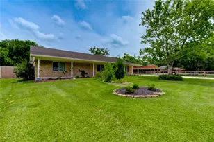 2465 Ryan Dr, Alvin, TX 77511 - Photo 8