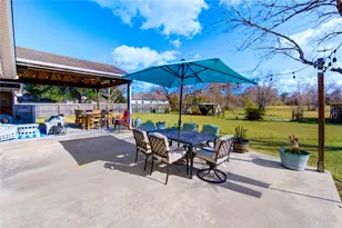 2465 Ryan Dr, Alvin, TX 77511 - Photo 32