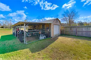 2465 Ryan Dr, Alvin, TX 77511 - Photo 6