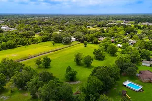 2465 Ryan Dr, Alvin, TX 77511 - Photo 40