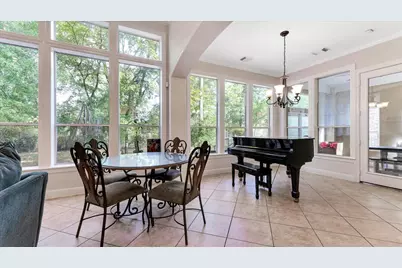 3 N Fair Manor Circle, The Woodlands, TX 77382 - Photo 10