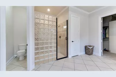 3 N Fair Manor Circle, The Woodlands, TX 77382 - Photo 22