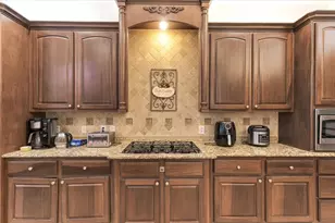 3 N Fair Manor Cir, The Woodlands, TX 77382 - Photo 14
