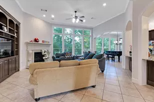 3 N Fair Manor Cir, The Woodlands, TX 77382 - Photo 10
