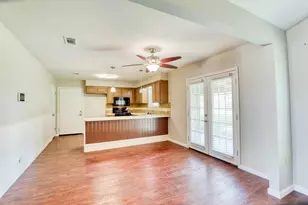 607 Rosewood Dr, Victoria, TX 77901 - Photo 12