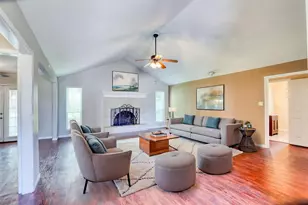 607 Rosewood Dr, Victoria, TX 77901 - Photo 4