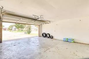 607 Rosewood Dr, Victoria, TX 77901 - Photo 28